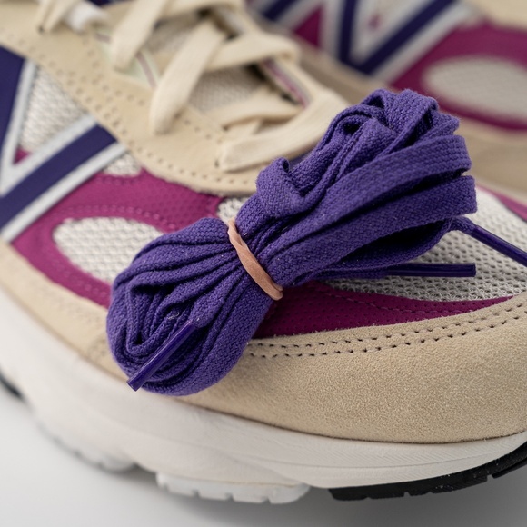 Size 9 - New Balance Teddy Santis 990v6 Made in USA Macadamia Nut Magenta main image 4